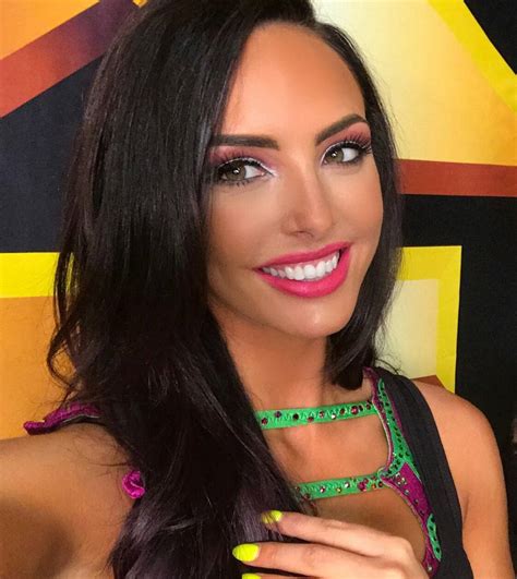 peyton royce pinned|Peyton Royce